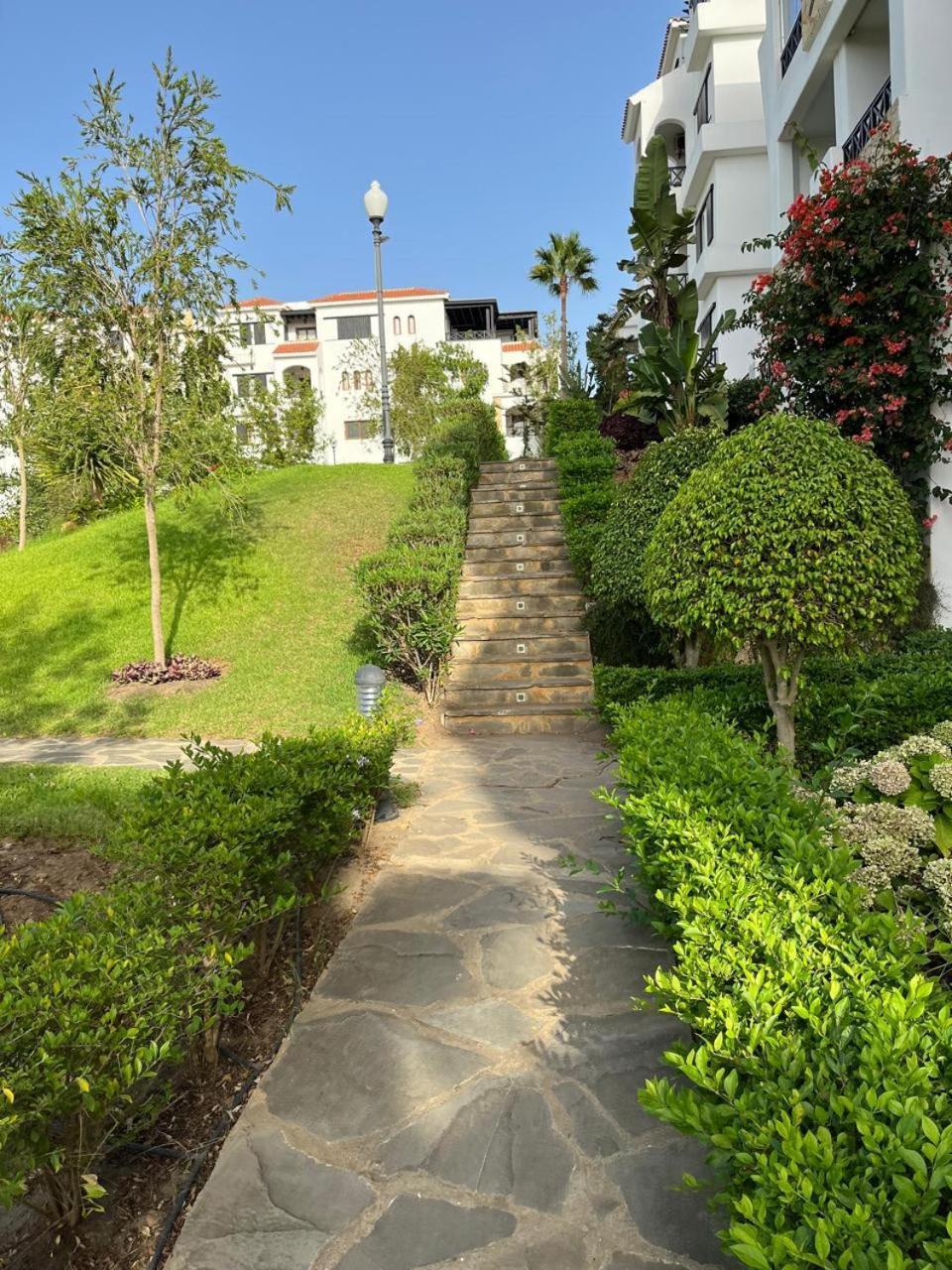 Lilac'S Garden Vue Piscine M'Diq Bagian luar foto